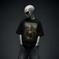 THE ALIEN LISA