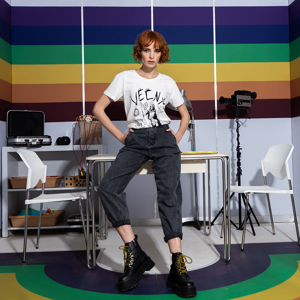 Playera para mujer VECNA SKETCH Máscara De Látex